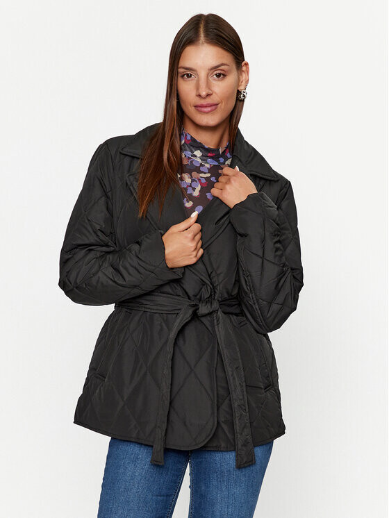 Пуховик стандартного кроя Vila, черный
Пуховик стандартного кроя Vila, черный