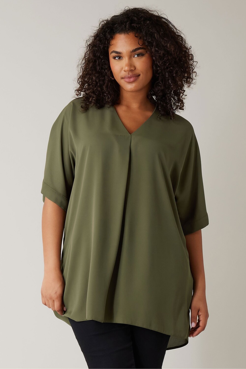 Блузка с V образным вырезом Evans, зеленый
Блузка с V образным вырезом Evans, зеленый