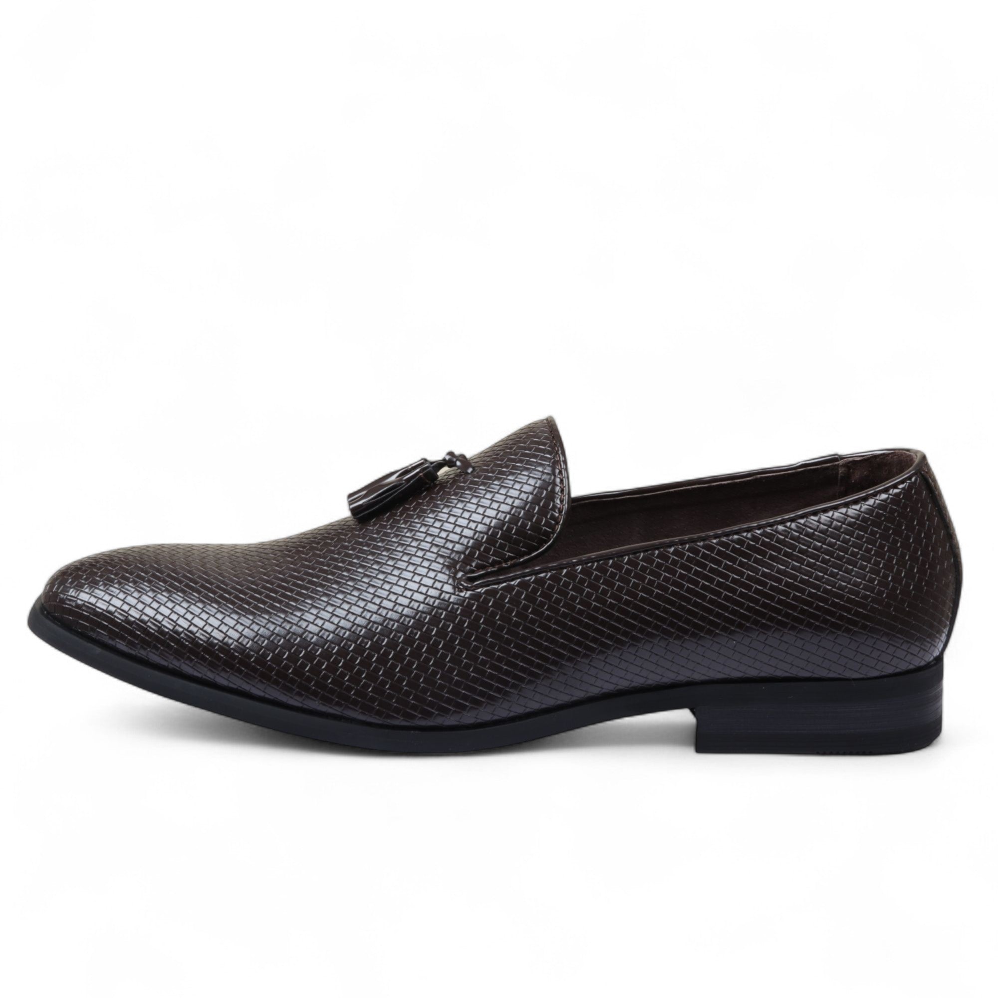 Мужские черные классические лоферы с кисточкой на кожаной подошве Infinity Leather
Мужские черные классические лоферы с кисточкой на кожаной подошве Infinity Leather
