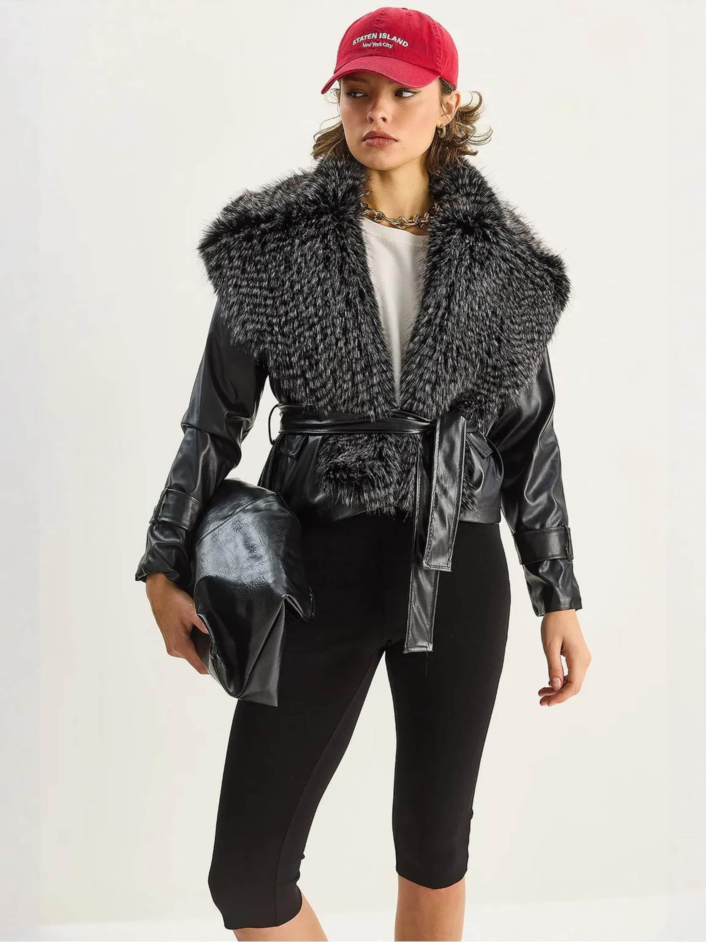 Bianco Lucci Куртка для межсезонья в черном цвете
Bianco Lucci Куртка для межсезонья в черном цвете