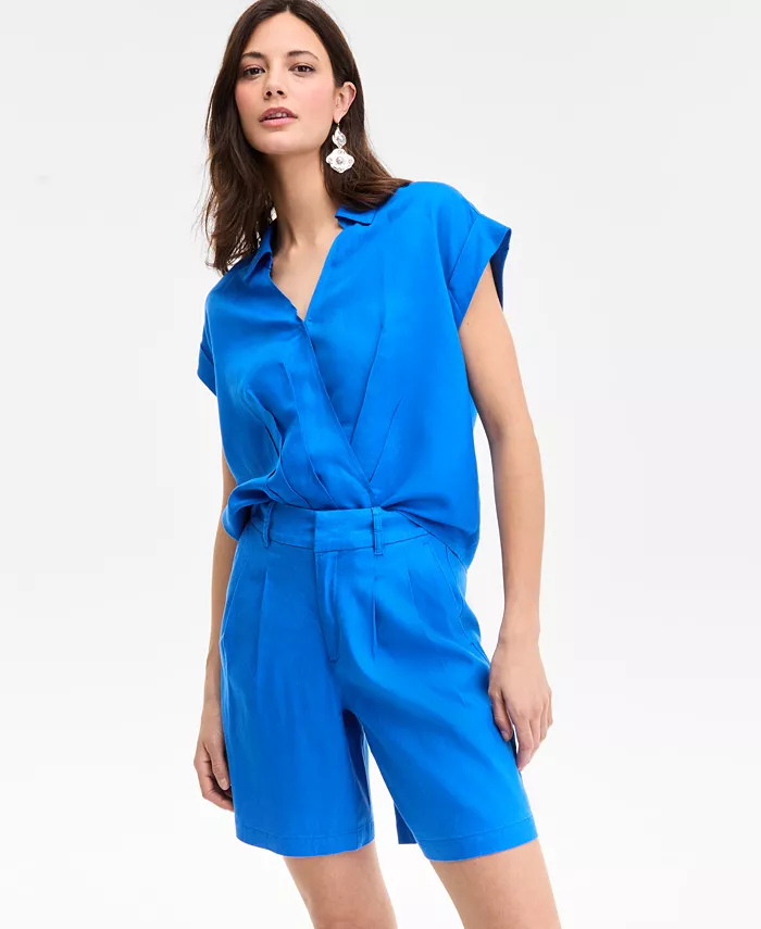 Женский топ с воротником и укороченными рукавами в запахе I.N.C. International Concepts, синий
Женский топ с воротником и укороченными рукавами в запахе I.N.C. International Concepts, синий