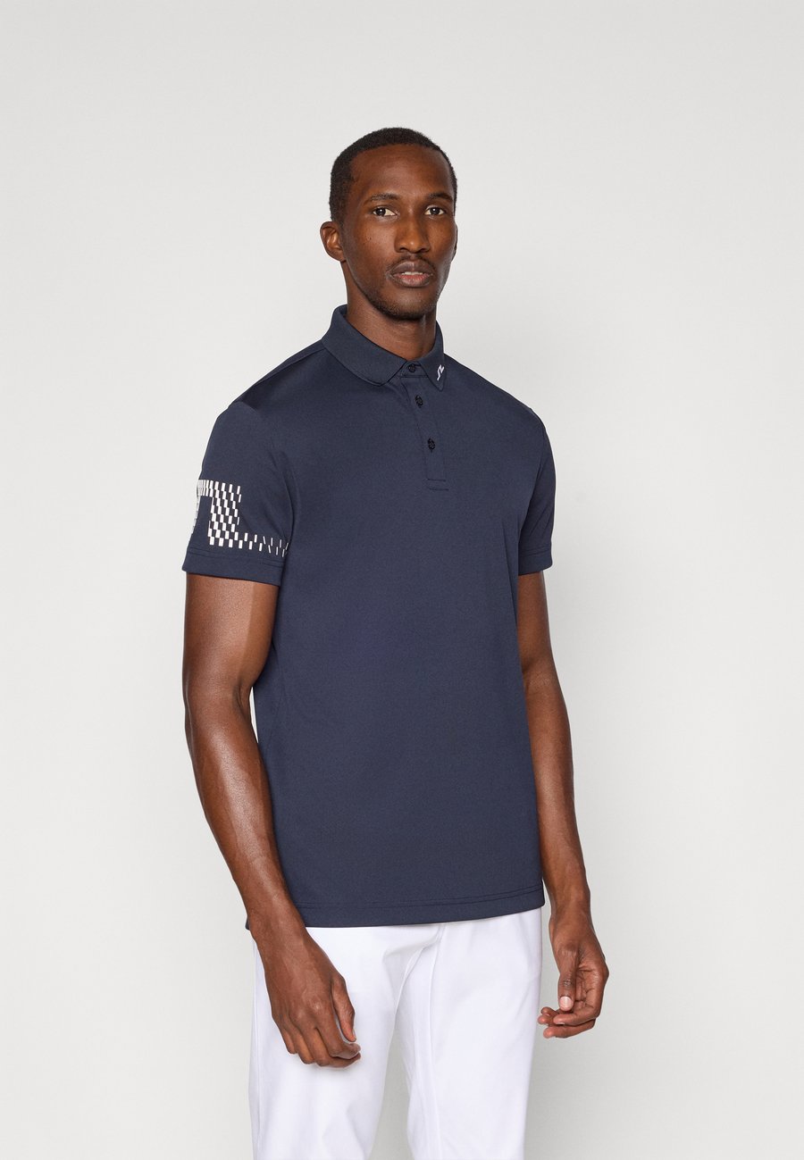 Поло J.LINDEBERG Sports HEATH , Navy/Dark Blue, Синий, Поло J.LINDEBERG Sports HEATH , Navy/Dark Blue
Поло J.LINDEBERG Sports HEATH , Navy/Dark Blue, Синий, Поло J.LINDEBERG Sports HEATH , Navy/Dark Blue