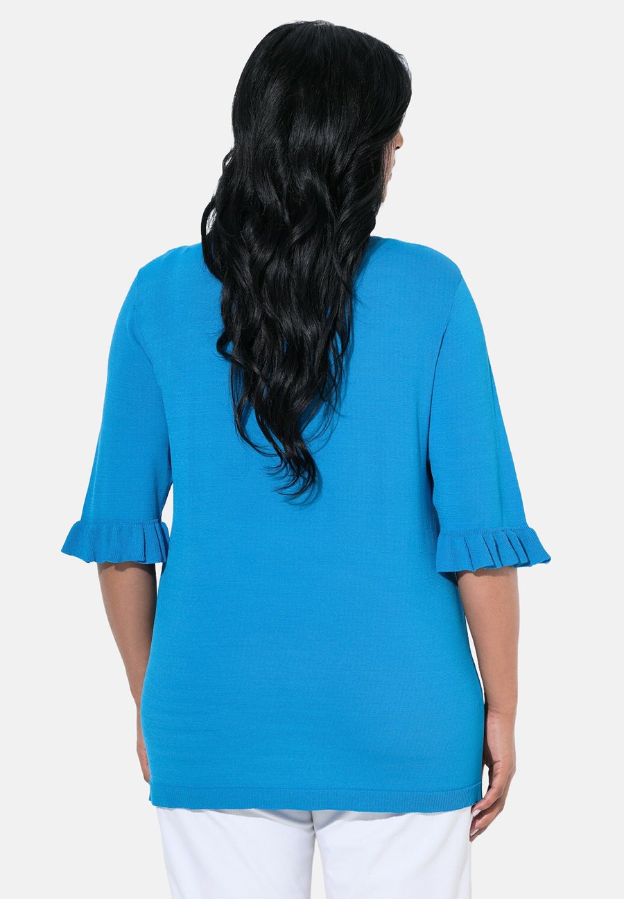 Футболка Ulla Popken RUFFLE CUFF 3/4 SLEEVE V-NECK, Aqua/Light Blue, Синий, Футболка Ulla Popken RUFFLE CUFF 3/4 SLEEVE V-NECK, Aqua/Light Blue
Футболка Ulla Popken RUFFLE CUFF 3/4 SLEEVE V-NECK, Aqua/Light Blue, Синий, Футболка Ulla Popken RUFFLE CUFF 3/4 SLEEVE V-NECK, Aqua/Light Blue