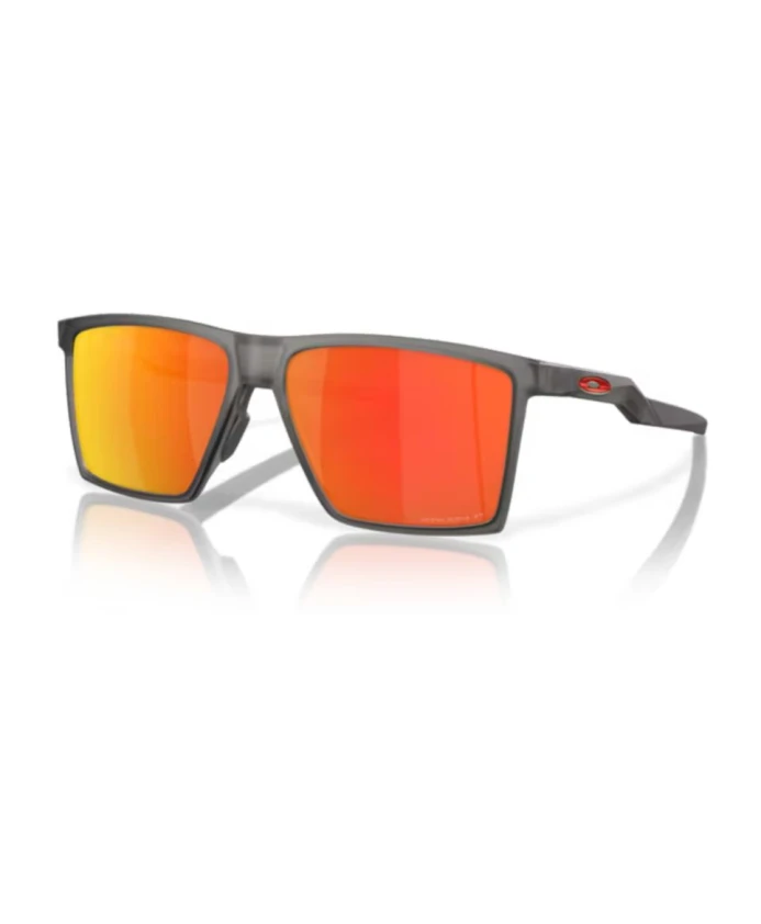 Спортивные солнцезащитные очки с черными линзами Oakley, черный
Спортивные солнцезащитные очки с черными линзами Oakley, черный
