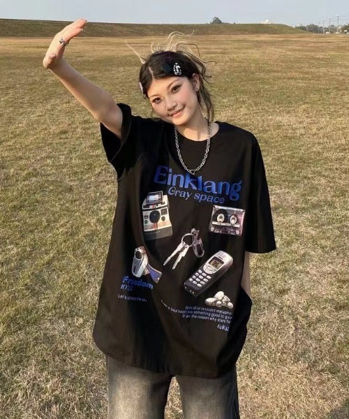 Футболка с принтом в стиле ретро MGV, черный
Футболка с принтом в стиле ретро MGV, черный