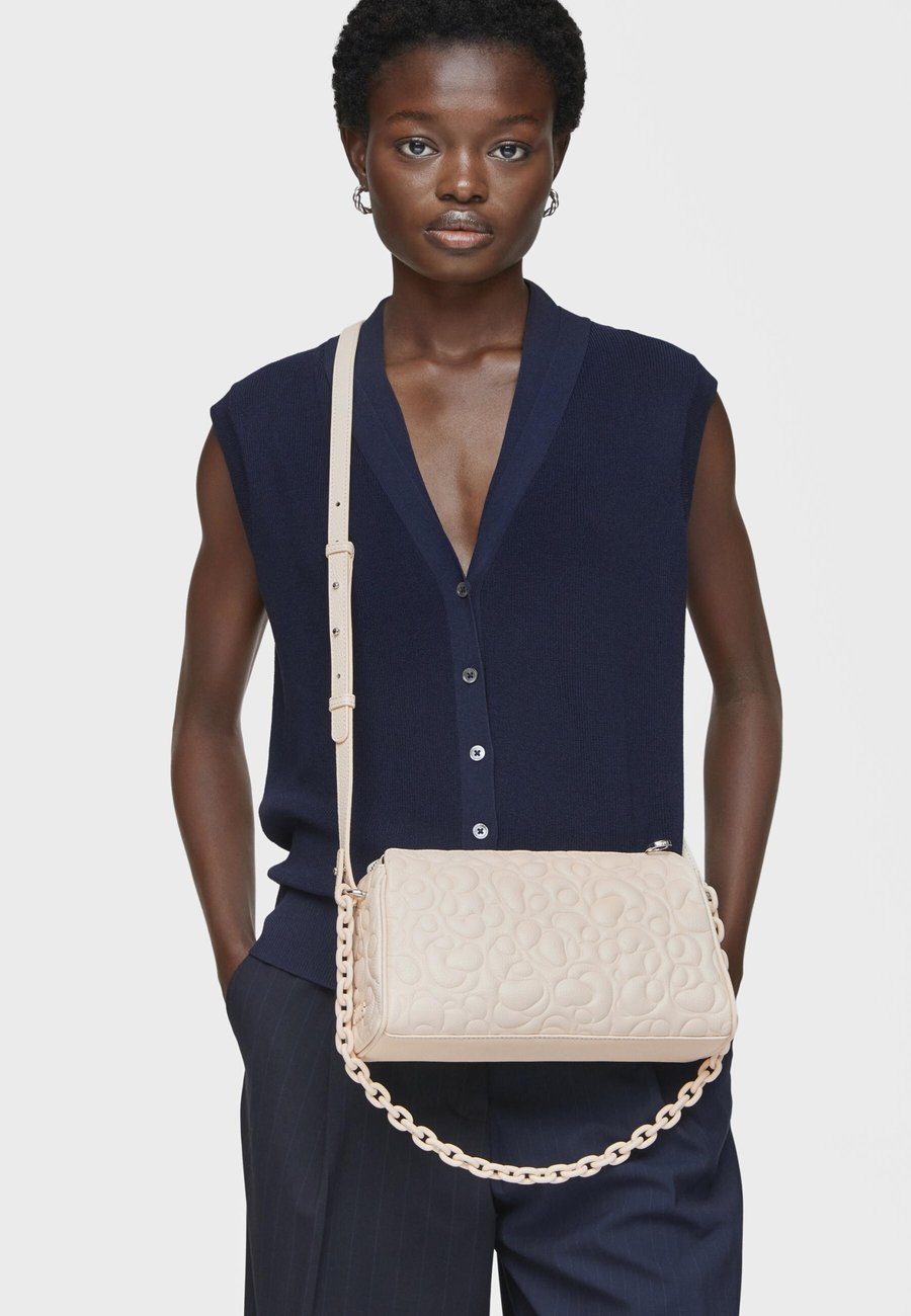 Сумка кросс-боди Tous Cross body bag, Beige
Сумка кросс-боди Tous Cross body bag, Beige