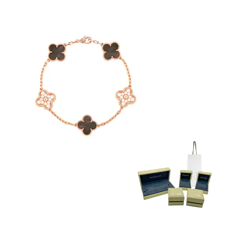 Браслет Alhambra Four Leaf Lucky из розового золота 18 карат для женщин Van Cleef & Arpels, Bracelet
Браслет Alhambra Four Leaf Lucky из розового золота 18 карат для женщин Van Cleef & Arpels, Bracelet