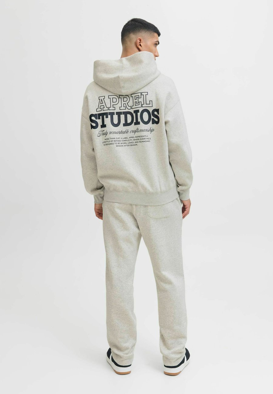 Худи aprel Hoodie, White Melange/Grey
Худи aprel Hoodie, White Melange/Grey