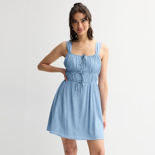 Короткое платье с завязкой спереди для юниоров Pink Republic, голубой
Короткое платье с завязкой спереди для юниоров Pink Republic, голубой