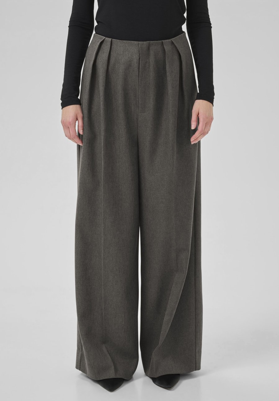 Брюки My Essential Wardrobe SPACE HIGH WIDE, Dark Shadow/Grey
Брюки My Essential Wardrobe SPACE HIGH WIDE, Dark Shadow/Grey