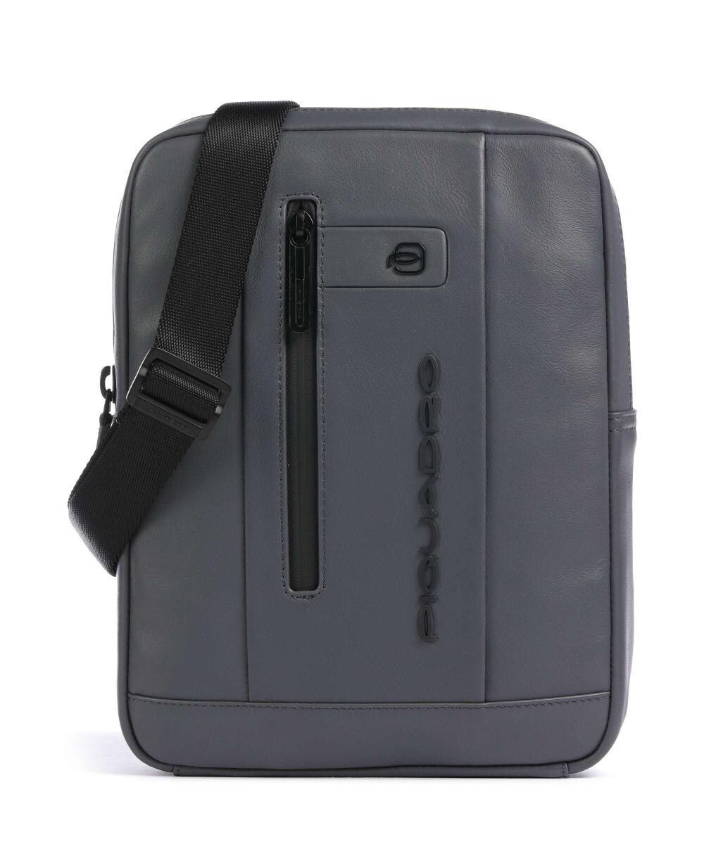 Городская сумка через плечо из мелкозернистой яловой кожи. Piquadro, серый
Городская сумка через плечо из мелкозернистой яловой кожи. Piquadro, серый