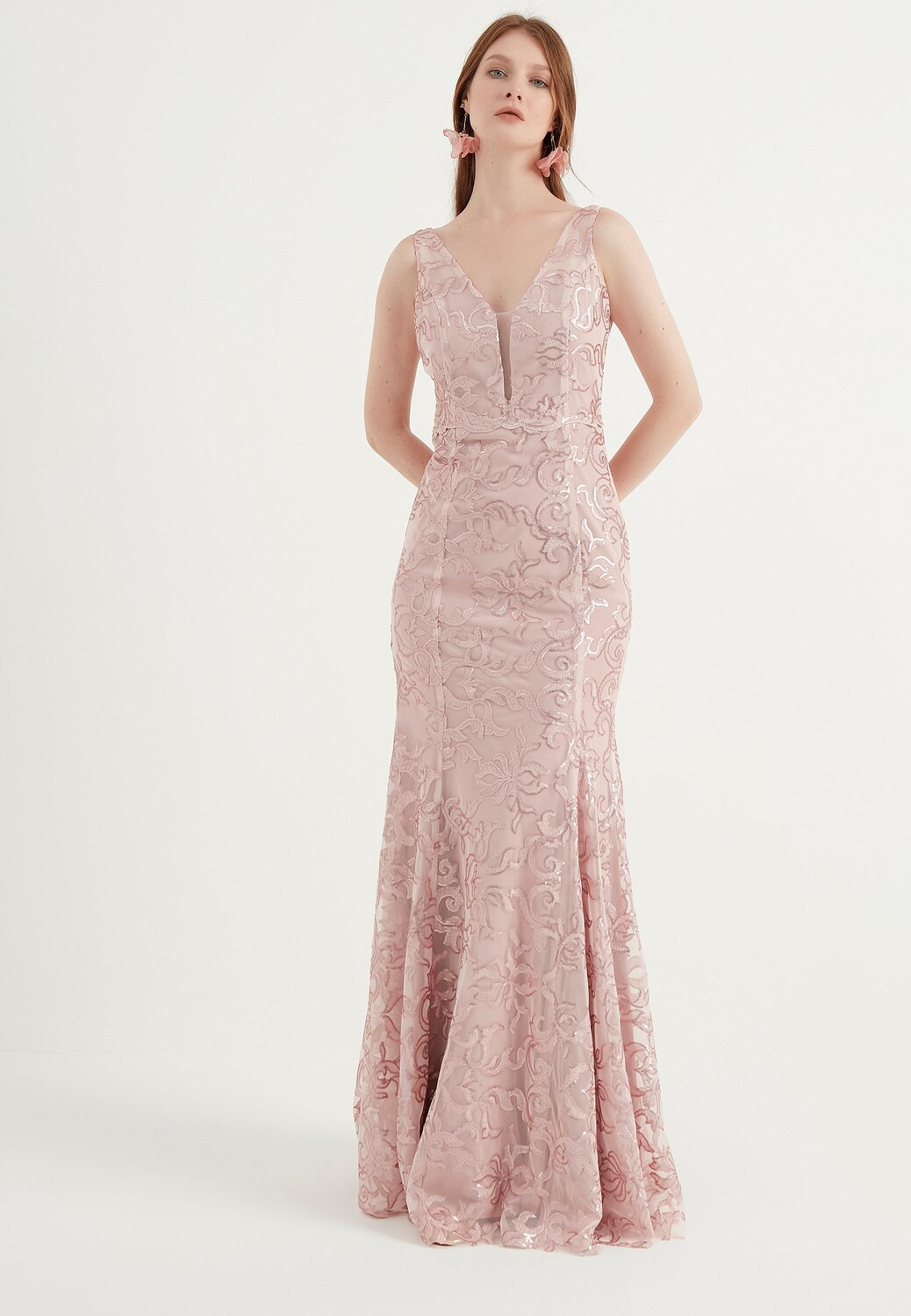 Длинный вечерний халат в бретельках Herita, розовый
Длинный вечерний халат в бретельках Herita, розовый