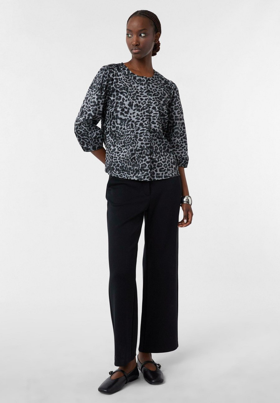 Блуза comma Blouse, Schwarz/Anthracite
Блуза comma Blouse, Schwarz/Anthracite