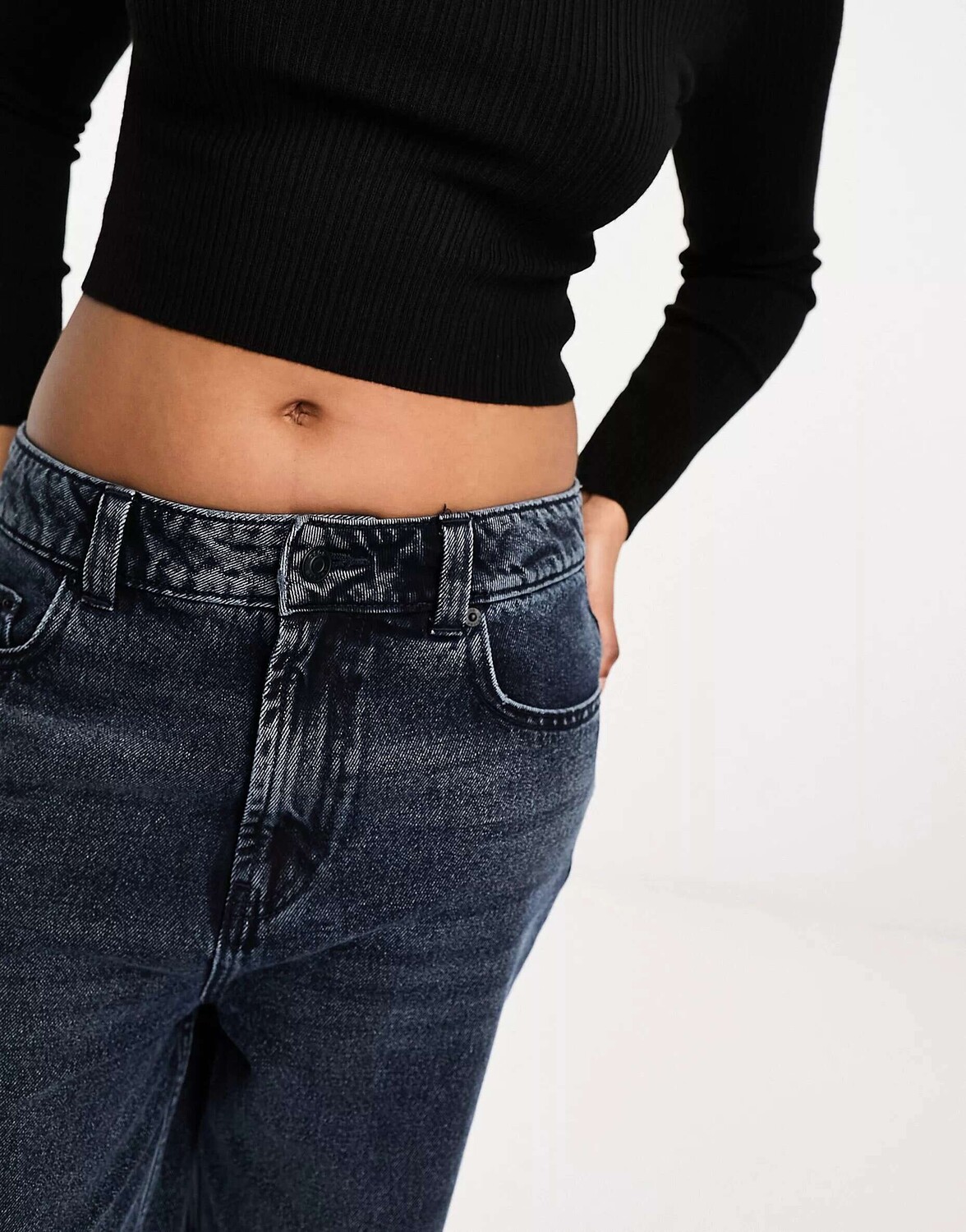 Черные синие джинсы ASOS Dad
Черные синие джинсы ASOS Dad