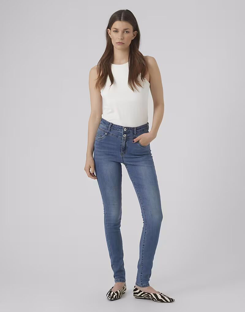 Джинсы Vero Moda Skinny fit из средне-синего денима
Джинсы Vero Moda Skinny fit из средне-синего денима