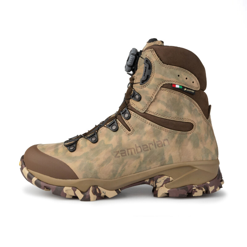 Кроссовки мужские высокие Zambella
Кроссовки мужские высокие Zambella