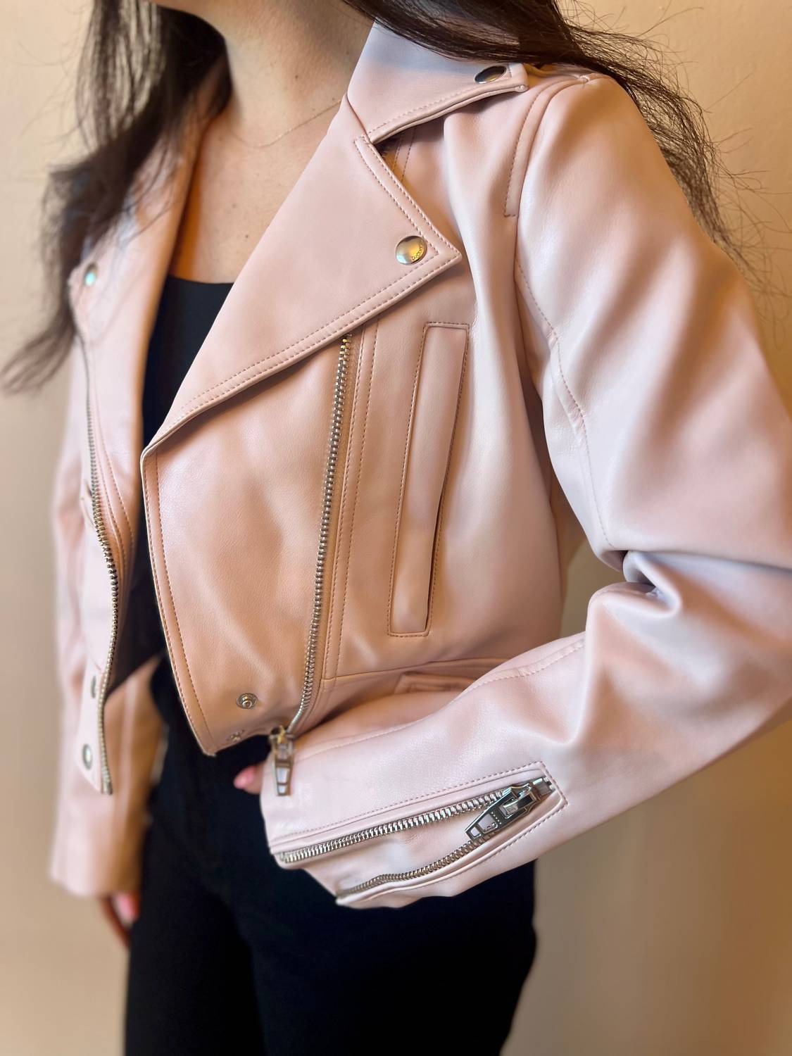 Melrose веганская кожаная куртка в розовом цвете Blank 
Melrose веганская кожаная куртка в розовом цвете Blank