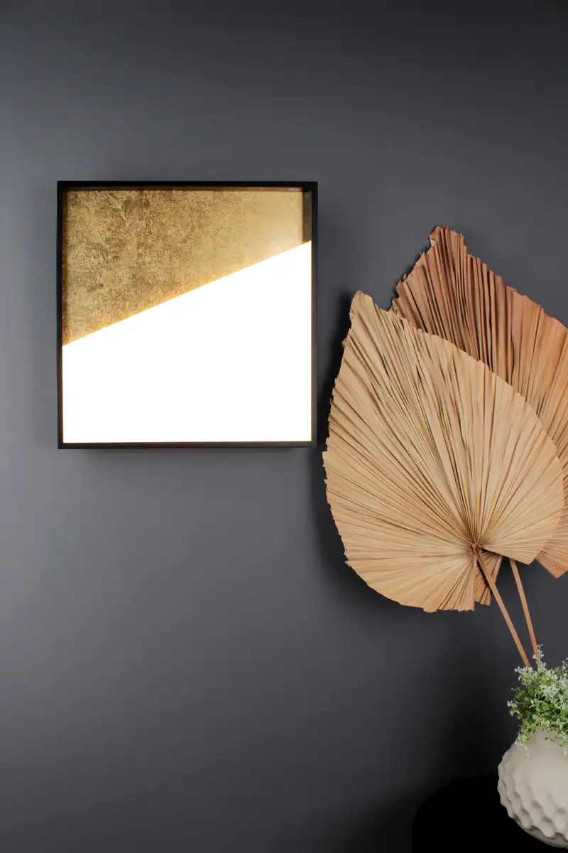 ECO-LIGHT Настенный светодиодный светильник "Vista", встроенный светодиод, размер. ок. 40 х 40 см гр. ок. 40х 40 см., цвет Gold + schwarzem Rand
ECO-LIGHT Настенный светодиодный светильник "Vista", встроенный светодиод, размер. ок. 40 х 40 см гр. ок. 40х 40 см., цвет Gold + schwarzem Rand