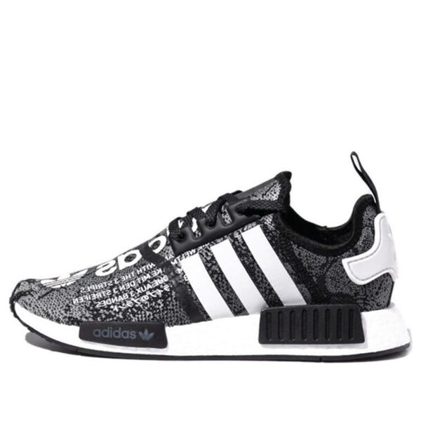 Кроссовки atmos x nmd_r1 Adidas, черный
Кроссовки atmos x nmd_r1 Adidas, черный