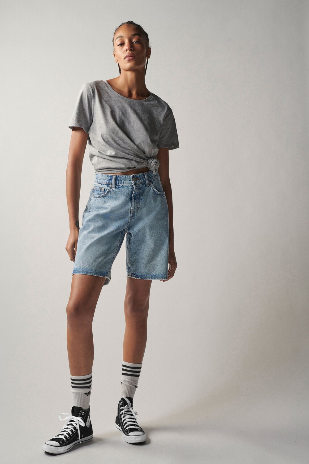 Свободные джинсовые шорты с заниженной талией Own, синий
Свободные джинсовые шорты с заниженной талией Own, синий