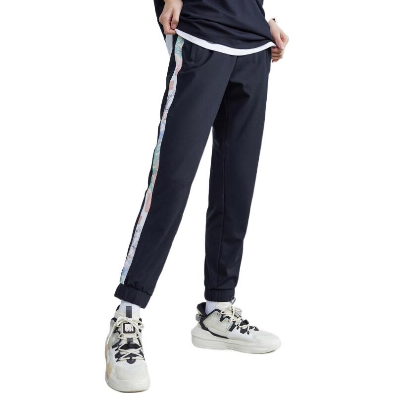 Трикотажные спортивные штаны Life Collection женские черные Anta
Трикотажные спортивные штаны Life Collection женские черные Anta