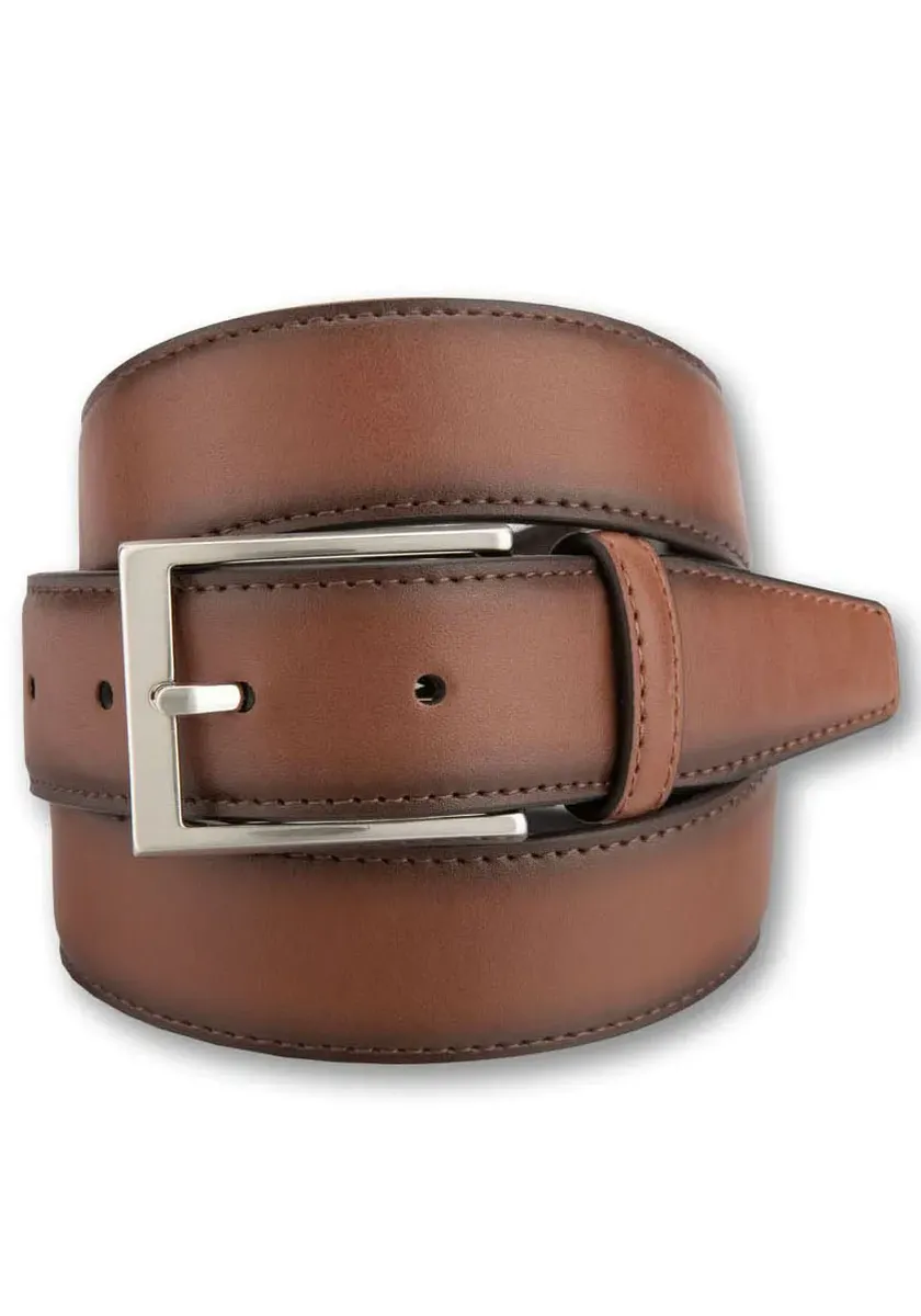 Ремень BERND GÖTZ кожаный, с тонированными краями и прострочкой, цвет Cognac
Ремень BERND GÖTZ кожаный, с тонированными краями и прострочкой, цвет Cognac