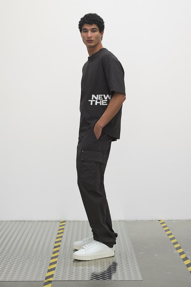 Брюки-Карго свободного кроя H&M, серый
Брюки-Карго свободного кроя H&M, серый