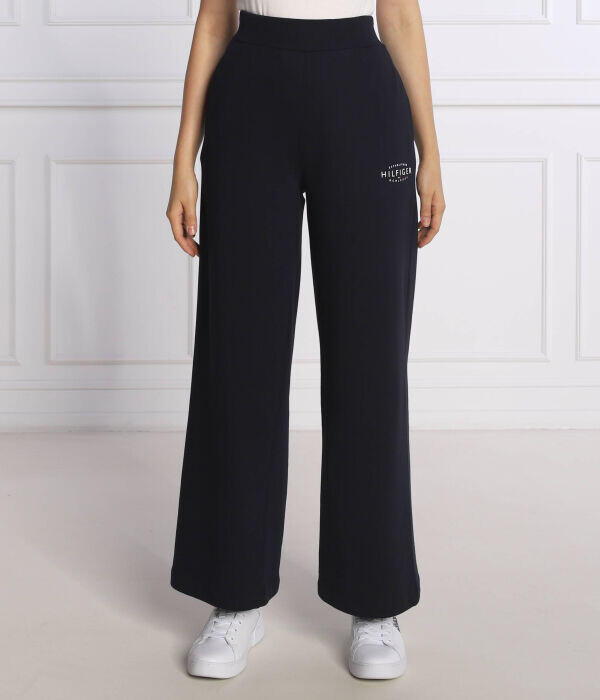 Штаны спортивные Tommy Hilfiger Straight Fit, синий
Штаны спортивные Tommy Hilfiger Straight Fit, синий