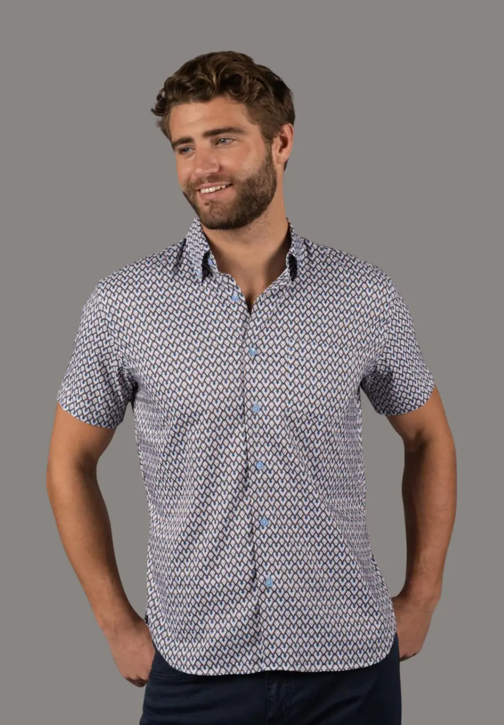 Белая рубашка с кинжалами American Heritage
Белая рубашка с кинжалами American Heritage