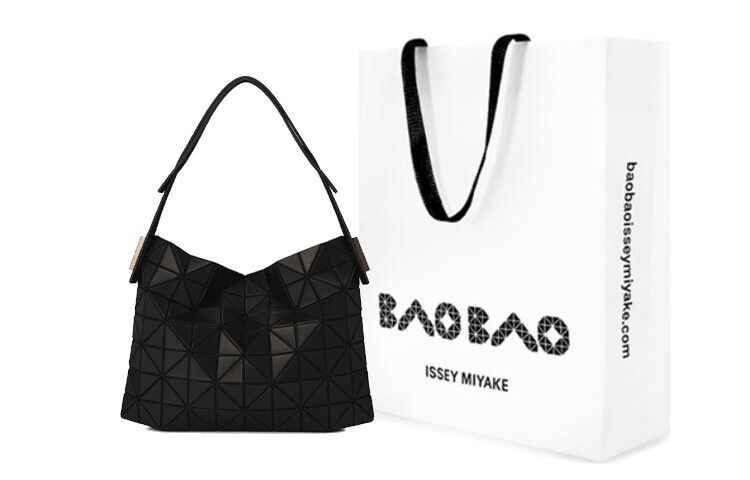 Issey Miyake Сумка-багет унисекс
Issey Miyake Сумка-багет унисекс