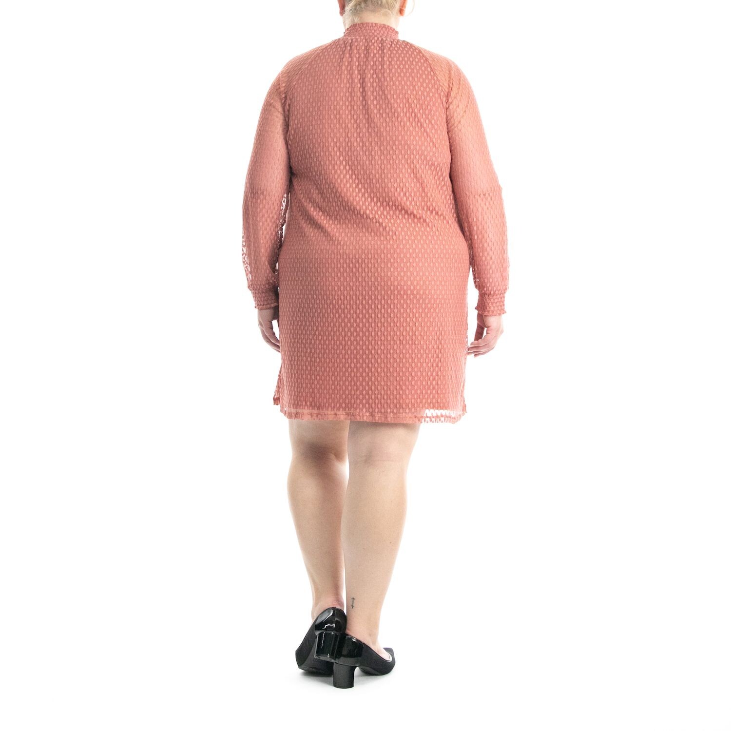 Платье больших размеров Nina Leonard с воротником-стойкой и сборкой Nina Leonard
Платье больших размеров Nina Leonard с воротником-стойкой и сборкой Nina Leonard