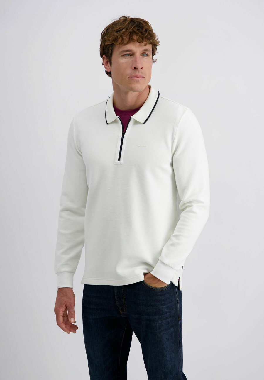 Топ Pierre Cardin Long sleeved top, Offwhite/Off-White
Топ Pierre Cardin Long sleeved top, Offwhite/Off-White