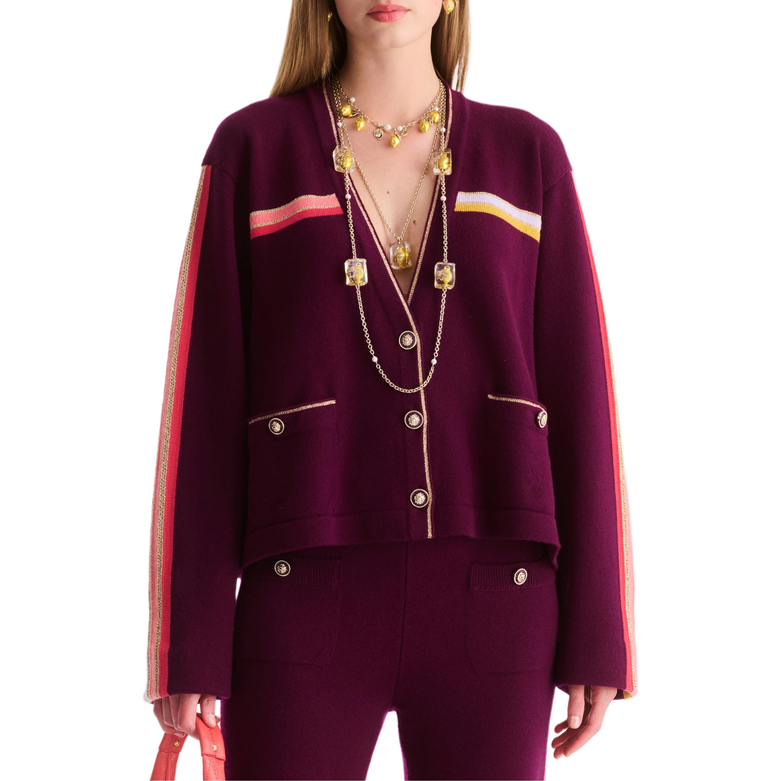 Кашемировый свитер 26C для женщин Chanel, фиолетовый
Кашемировый свитер 26C для женщин Chanel, фиолетовый