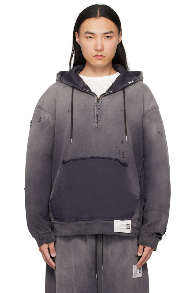 Выцветший худи на молнии наполовину Maison Mihara Yasuhiro, черный 
Выцветший худи на молнии наполовину Maison Mihara Yasuhiro, черный