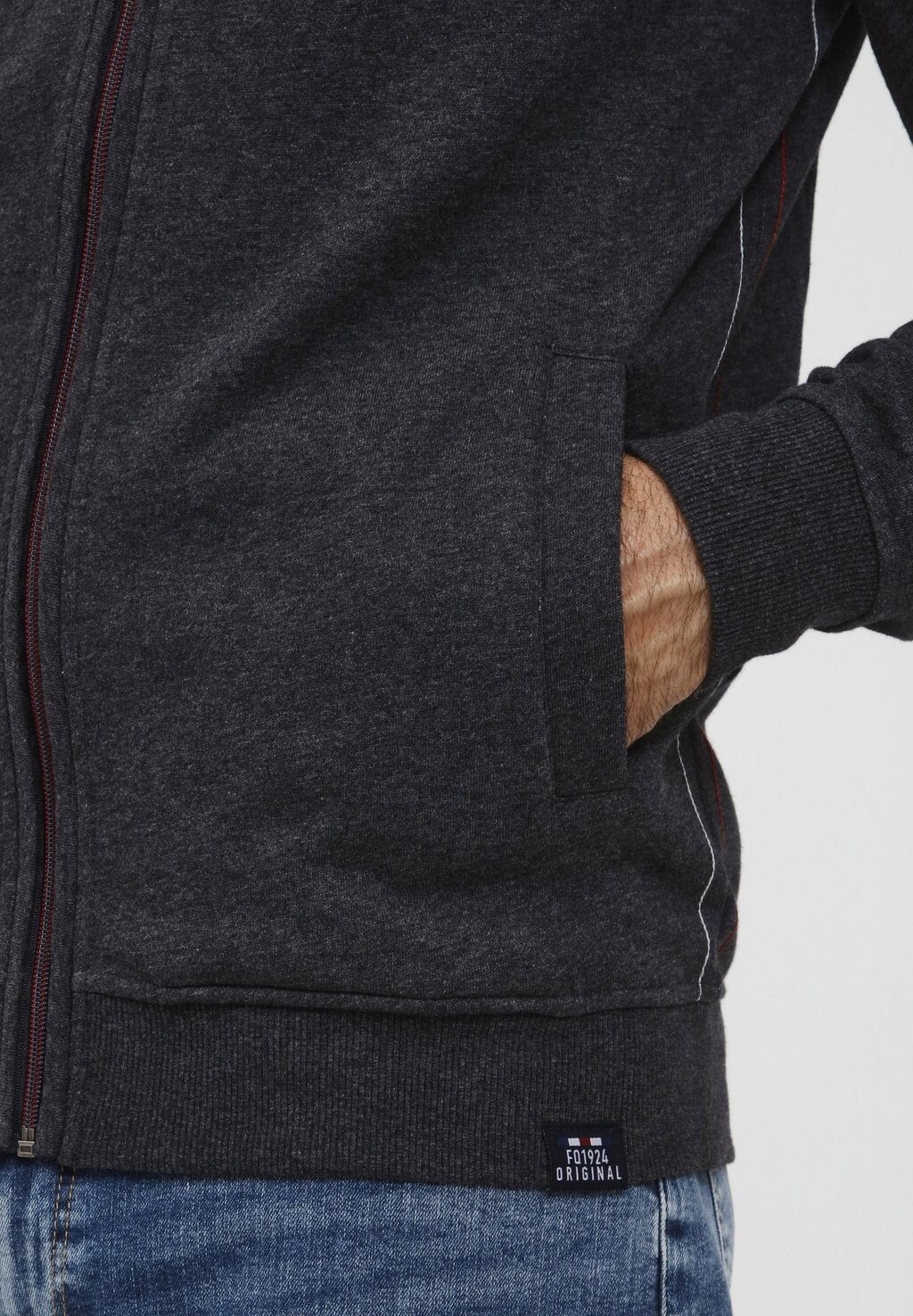 Толстовка на молнии FQTHURE FQ1924, серый
Толстовка на молнии FQTHURE FQ1924, серый