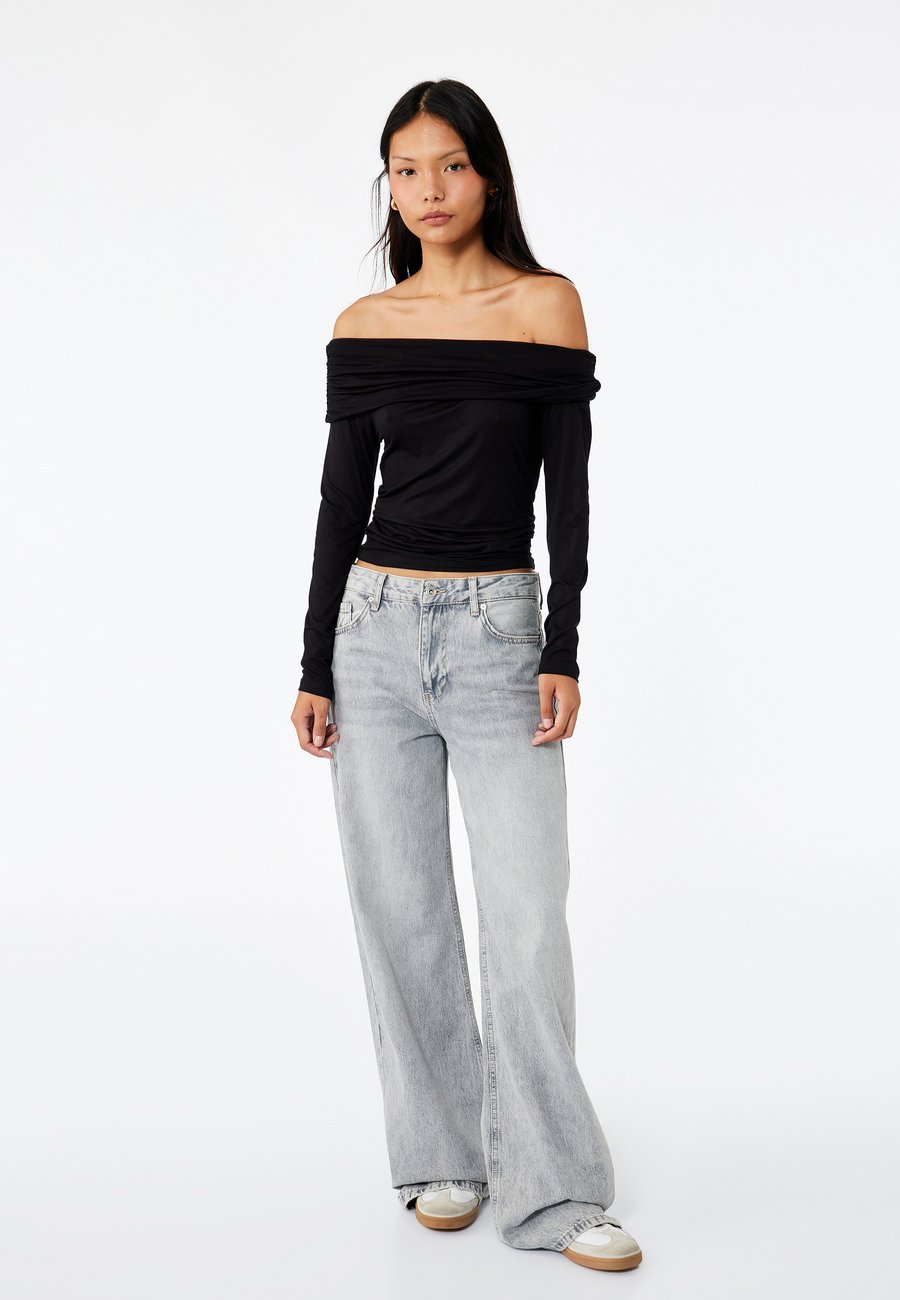 Топ Koton Long sleeved top, Black
Топ Koton Long sleeved top, Black