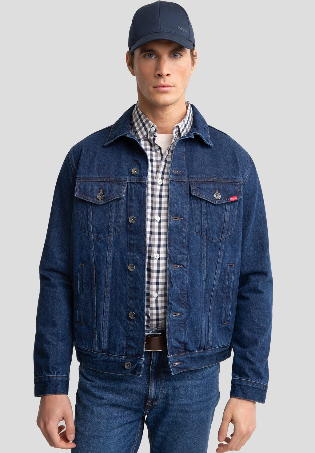 Джинсовая куртка OBERBEKLEIDUNG CHARLIE Big Star, темно-синий
Джинсовая куртка OBERBEKLEIDUNG CHARLIE Big Star, темно-синий