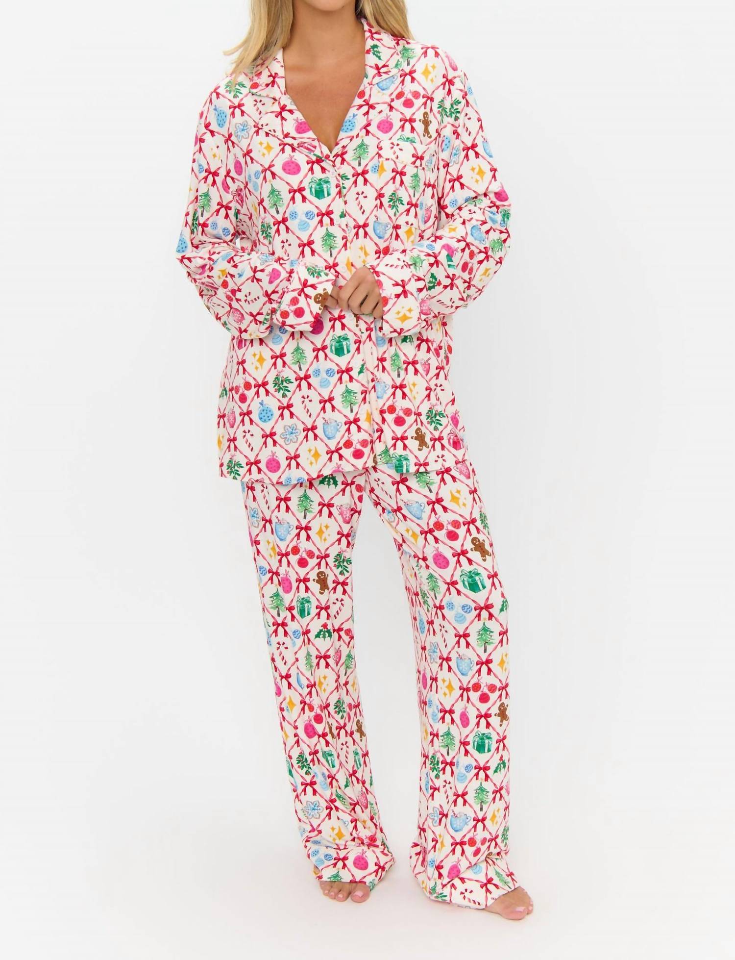 Классический пижамный комплект в стиле «Зимняя сказка» из трикотажа Show Me Your Mumu, winter wonderland jersey
Классический пижамный комплект в стиле «Зимняя сказка» из трикотажа Show Me Your Mumu, winter wonderland jersey