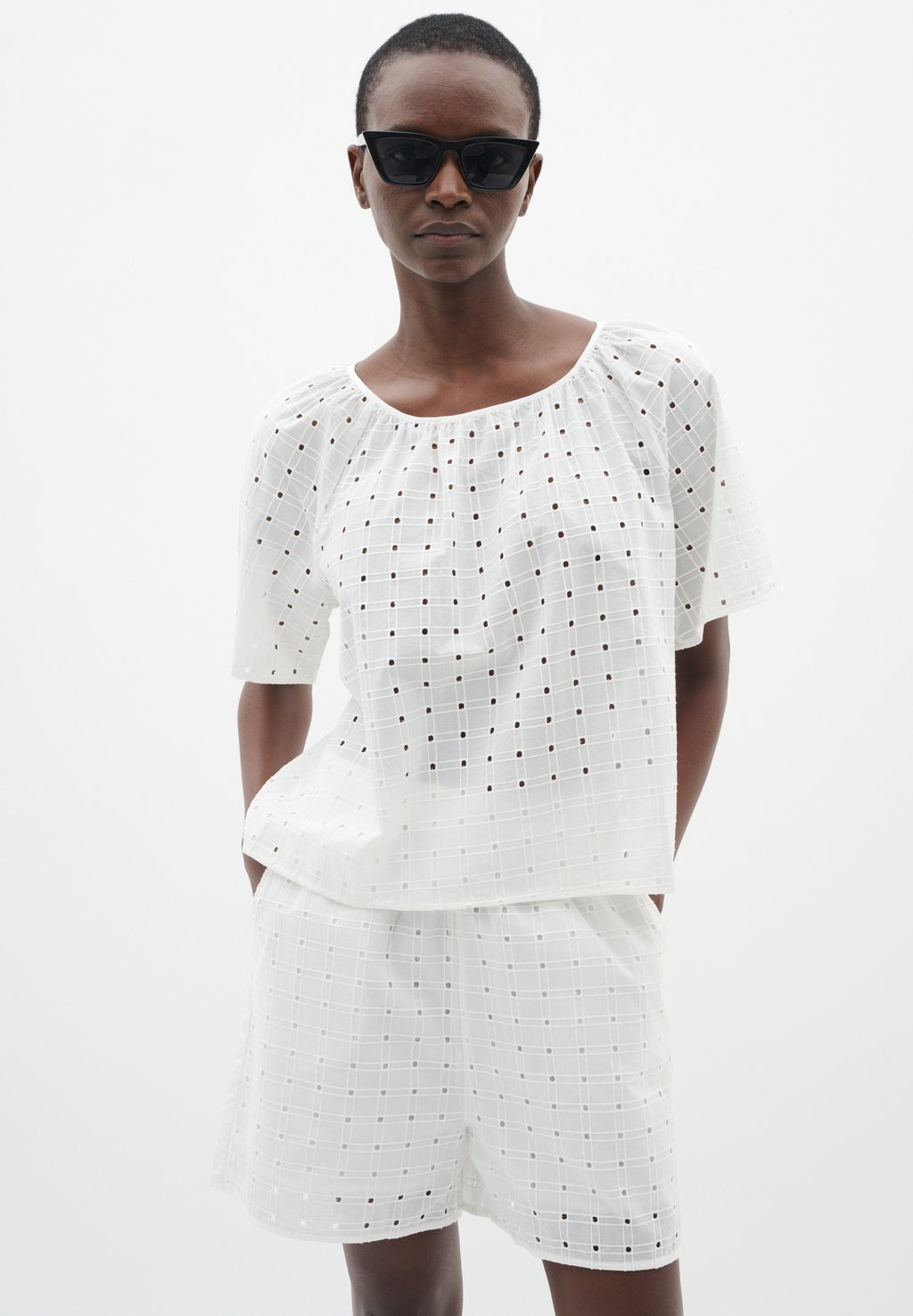 Блуза DAGMA InWear, белый
Блуза DAGMA InWear, белый