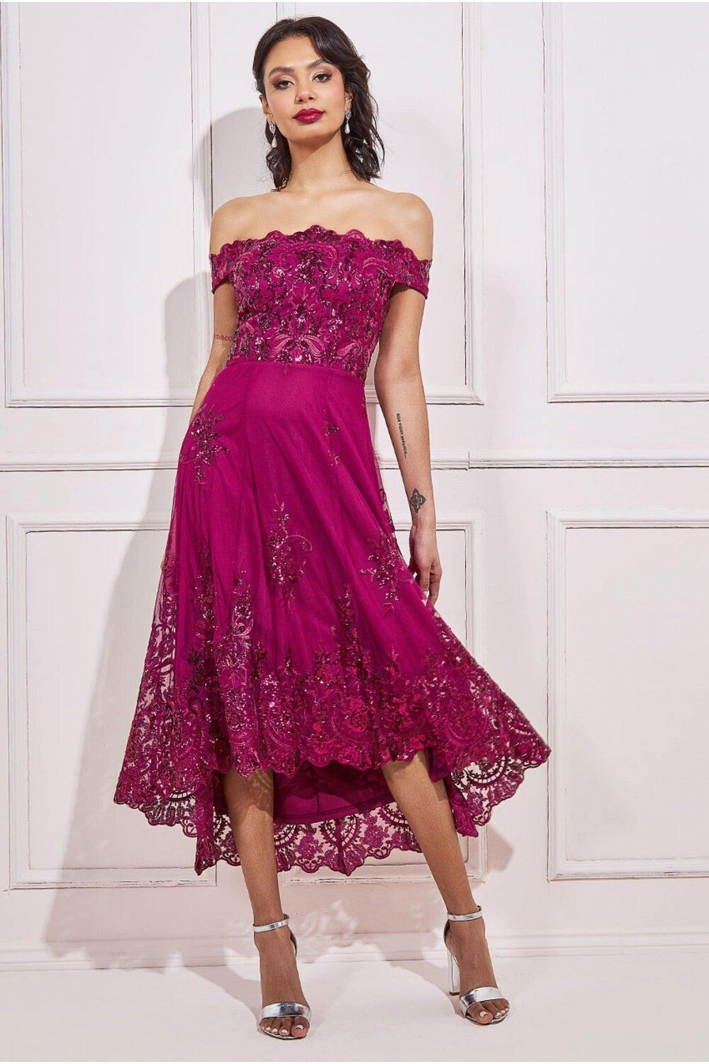 Бардо, высокая миди с пайетками и кружевом Goddiva, розовый
Бардо, высокая миди с пайетками и кружевом Goddiva, розовый