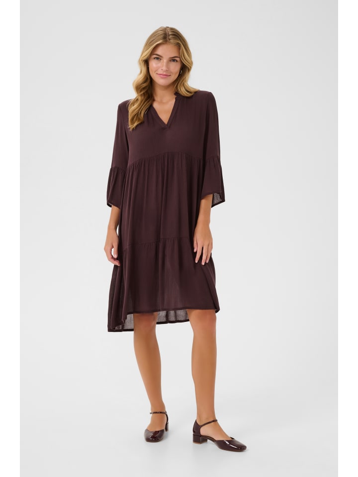 Платье до колена Kaffe
Платье до колена Kaffe