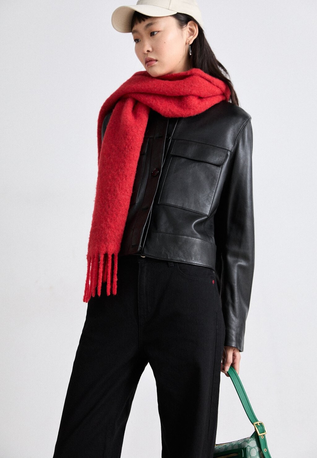 Джинсы свободного кроя CROSSROAD SUPER BOSS, черный
Джинсы свободного кроя CROSSROAD SUPER BOSS, черный