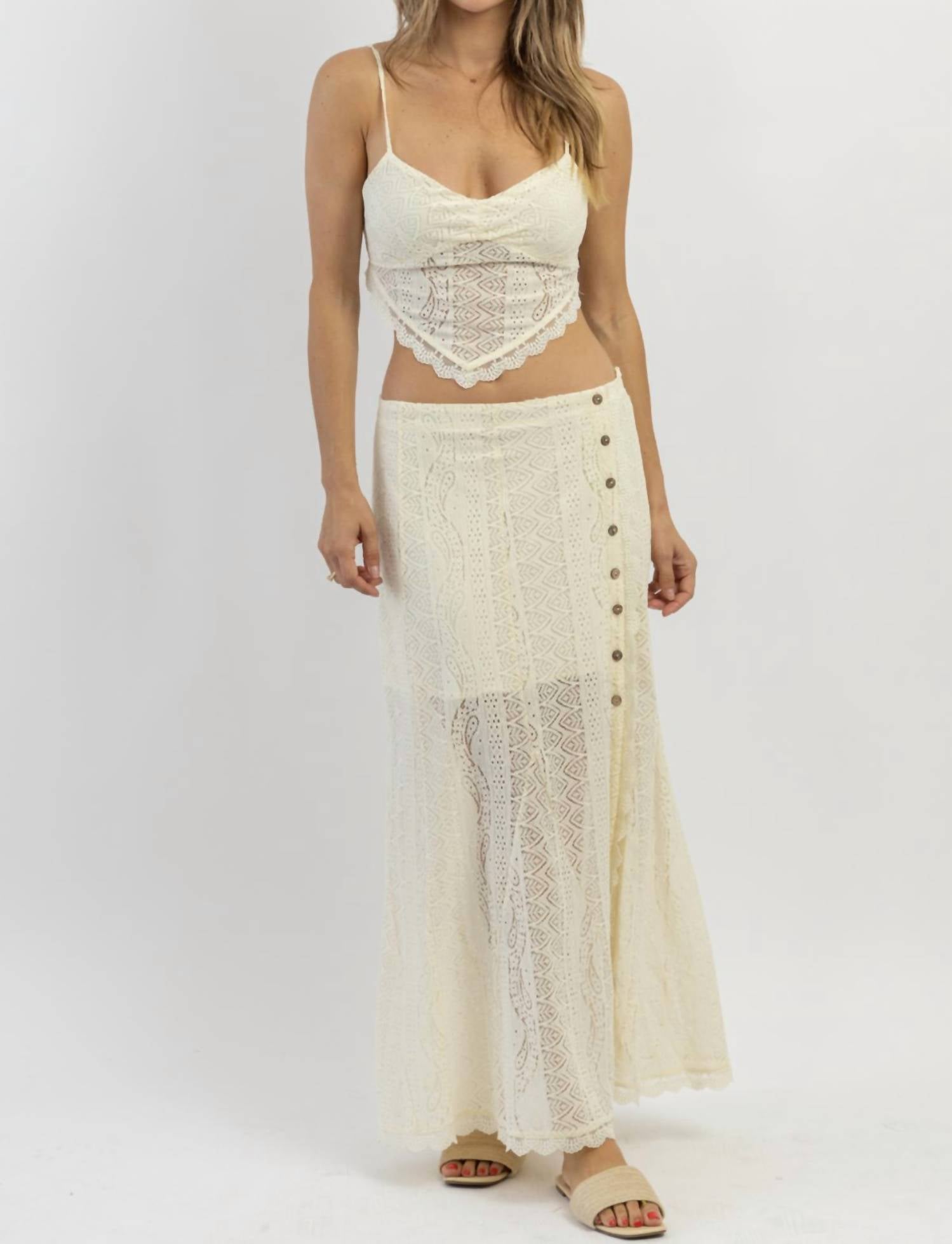 Юбка миди с люверсами в комплекте в стиле шато Illa Illa, цвет chateau
Юбка миди с люверсами в комплекте в стиле шато Illa Illa, цвет chateau