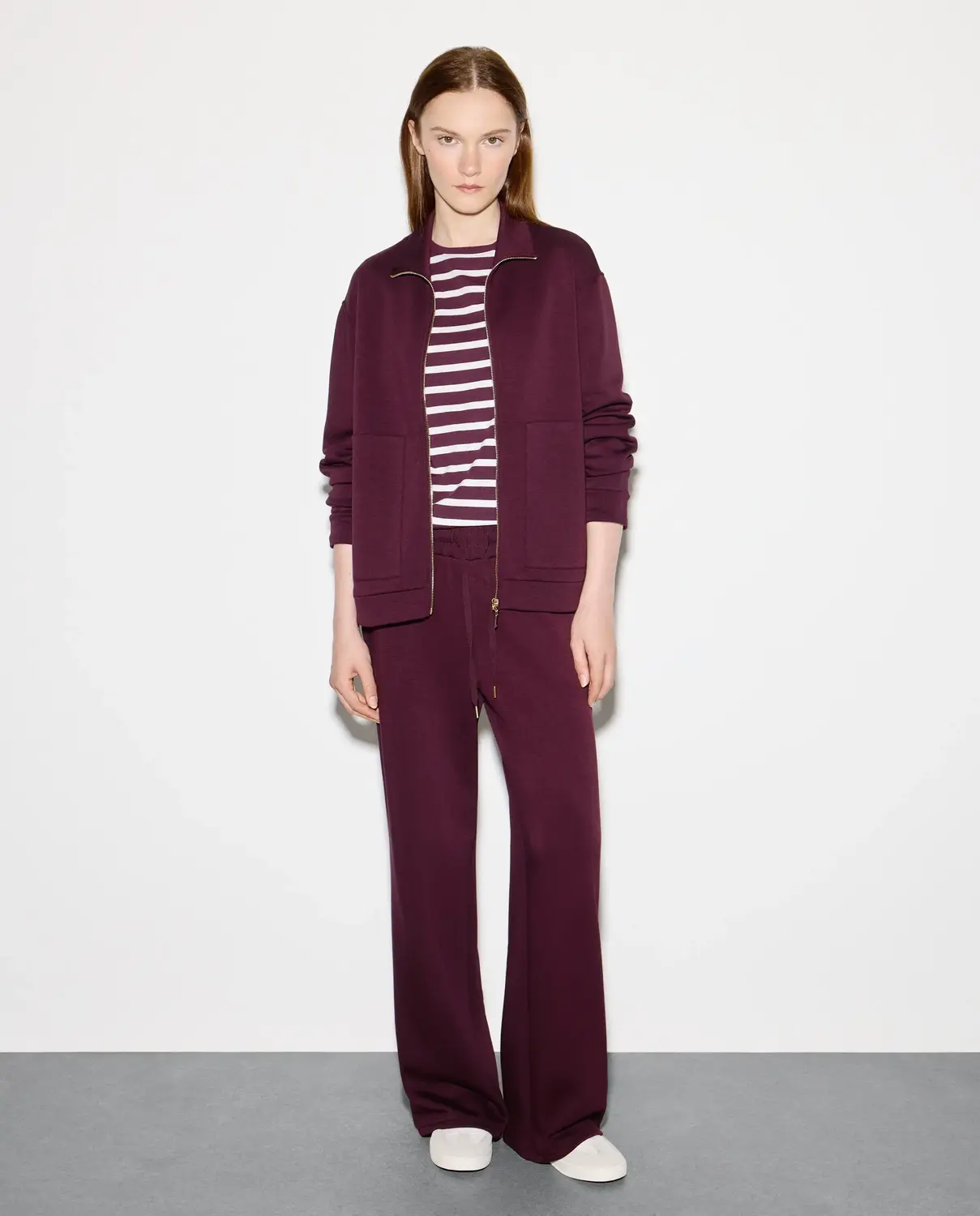 Женские гладкие леггинсы Woman El Corte Inglés, бордовый
Женские гладкие леггинсы Woman El Corte Inglés, бордовый