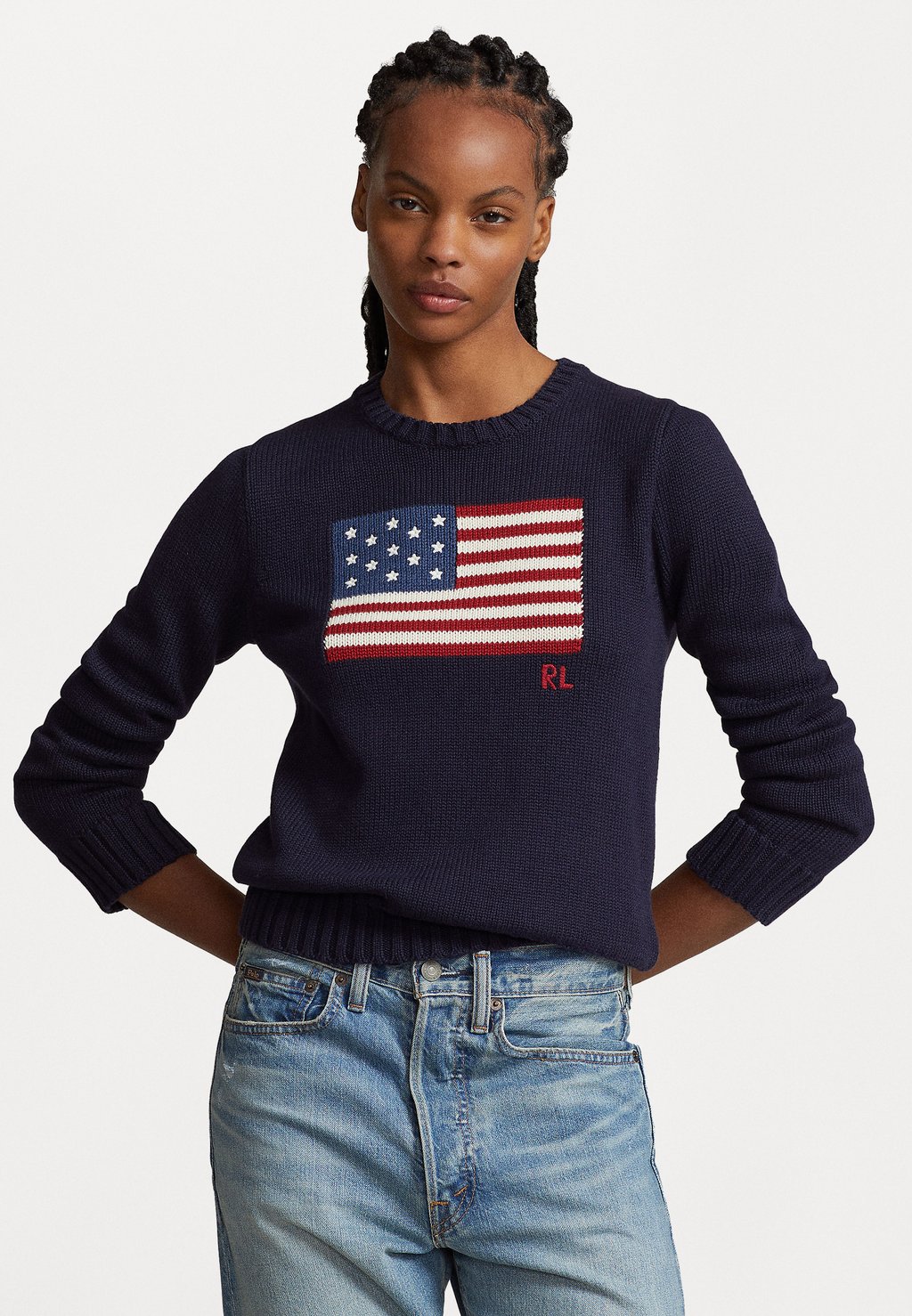 Джемпер FLAG COTTON CREWNECK JUMPER Polo Ralph Lauren, темно-синий
Джемпер FLAG COTTON CREWNECK JUMPER Polo Ralph Lauren, темно-синий