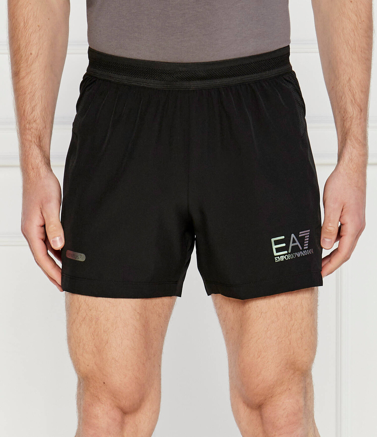 Спортивные шорты EA7 Regular Fit, черный
Спортивные шорты EA7 Regular Fit, черный