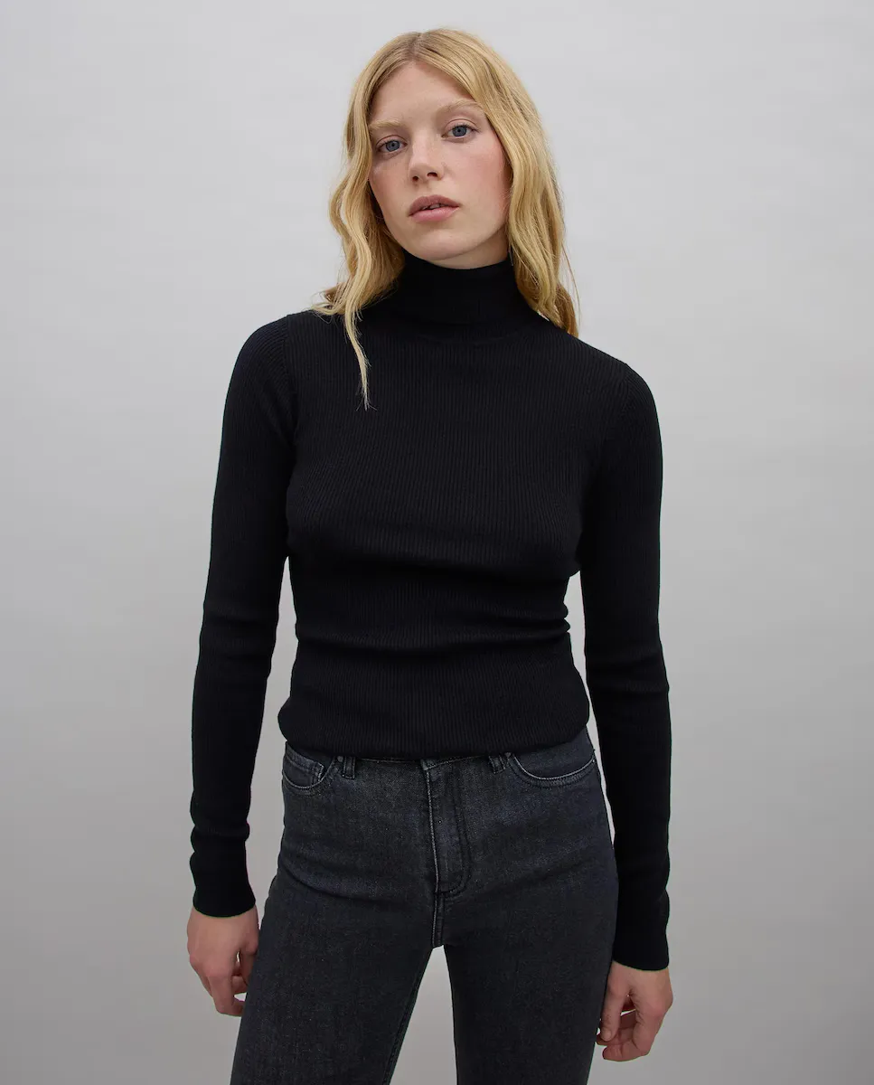 Женский джемпер с длинным рукавом и высоким воротом IKKS, черный
Женский джемпер с длинным рукавом и высоким воротом IKKS, черный