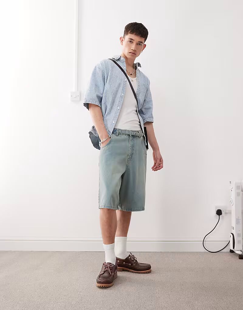 Запрещенные джинсовые шорты светло-голубого цвета Prohibited
Запрещенные джинсовые шорты светло-голубого цвета Prohibited