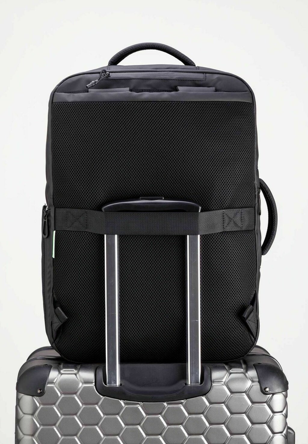 Рюкзак URBAN MOVE Carpisa, черный
Рюкзак URBAN MOVE Carpisa, черный