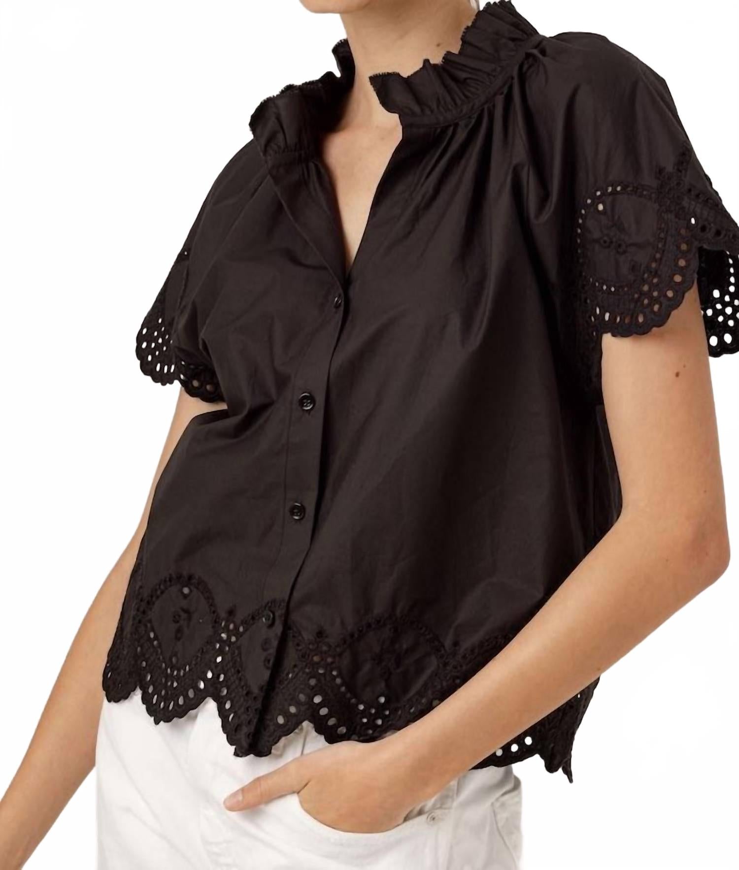 Коринн Черная блузка на пуговицах Sundays 
Коринн Черная блузка на пуговицах Sundays